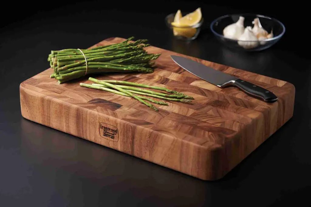 5 Best Wooden Cutting Boards for Home Cooks